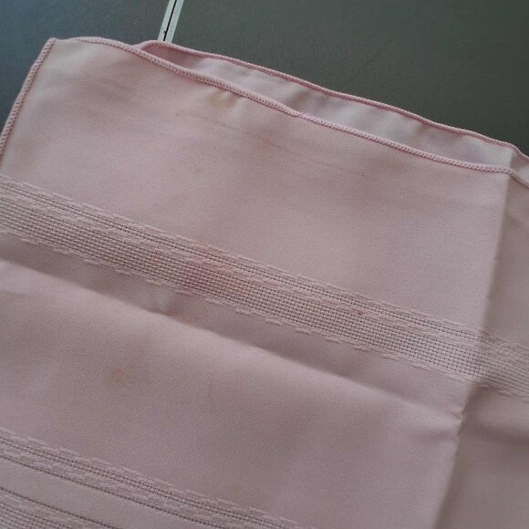PINK CLOTH NAPKINS (SET OF 7) - Picture 3 of 5